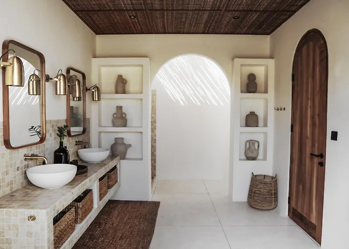 Almaz *